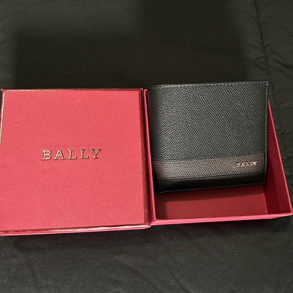Bally Wallet